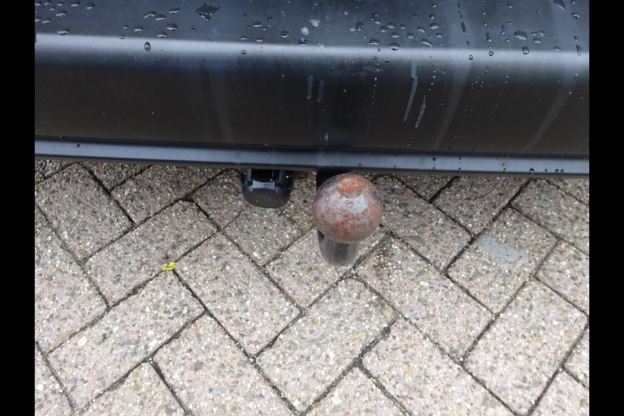 Toyota PROACE CITY 1.5 D-4D Navigator Long 130 PK NAVI CRUISE PDC