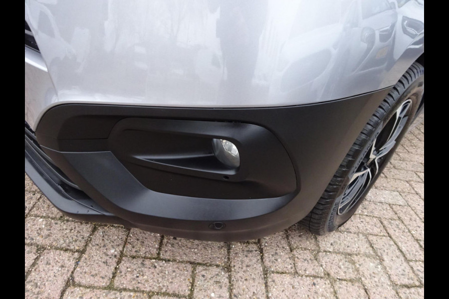 Toyota PROACE CITY 1.5 D-4D Navigator Long 130 PK NAVI CRUISE PDC