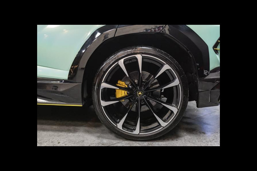 Lamborghini Urus |V8|MANSORY|TWOTONE|PANO|4.0