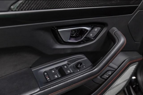 Lamborghini Urus |V8|MANSORY|TWOTONE|PANO|4.0