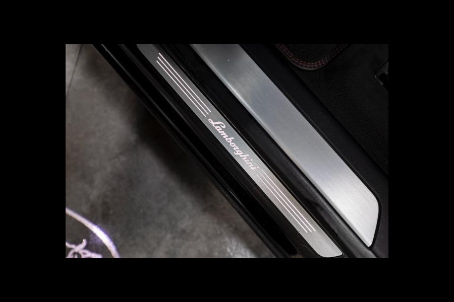 Lamborghini Urus |V8|MANSORY|TWOTONE|PANO|4.0