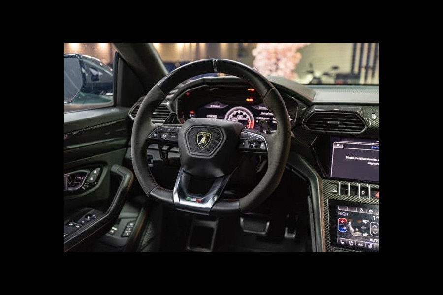 Lamborghini Urus |V8|MANSORY|TWOTONE|PANO|4.0
