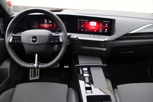 Opel Astra 1.6 Hybrid Ultimate | Panoramadak | Matrix | 360 Camera | AGR | Black Pack
