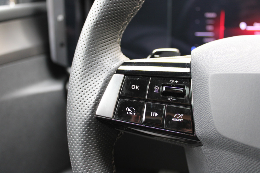 Opel Astra 1.6 Hybrid Ultimate | Panoramadak | Matrix | 360 Camera | AGR | Black Pack