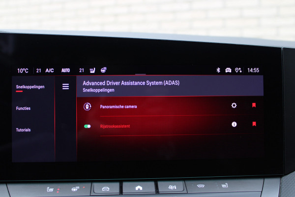 Opel Astra 1.6 Hybrid Ultimate | Panoramadak | Matrix | 360 Camera | AGR | Black Pack