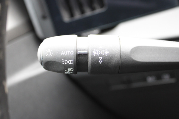 Opel Astra 1.6 Hybrid Ultimate | Panoramadak | Matrix | 360 Camera | AGR | Black Pack