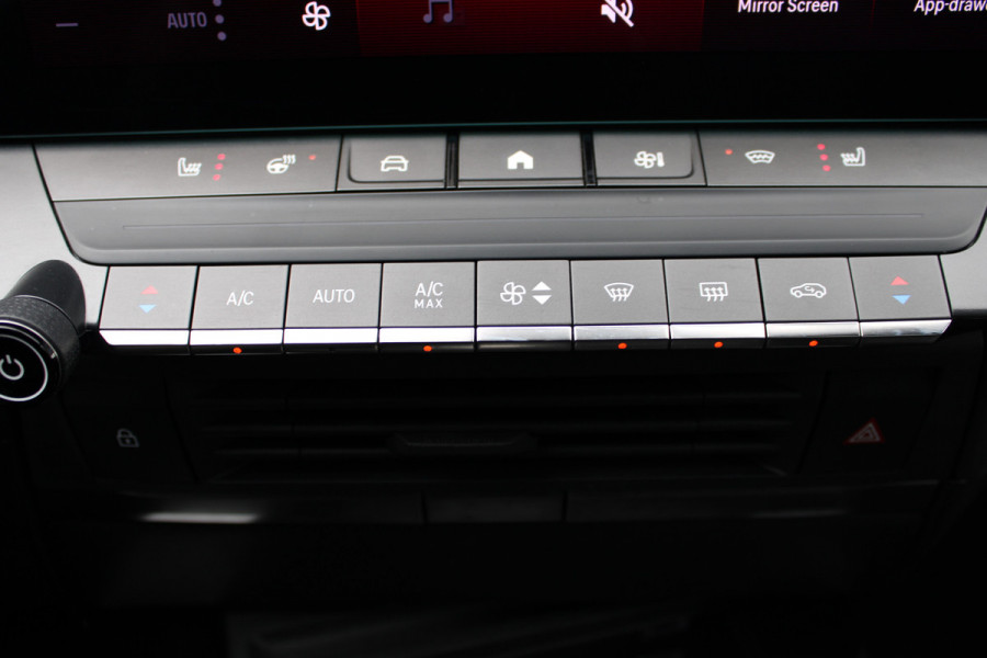 Opel Astra 1.6 Hybrid Ultimate | Panoramadak | Matrix | 360 Camera | AGR | Black Pack