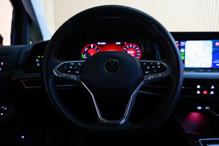 Volkswagen Golf 1.4 eHybrid Style PANO CARPLAY ACC CAMERA SFEER "22