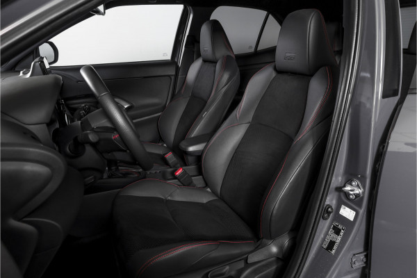 Toyota Yaris Cross 1.5 Hybrid 130 GR Sport | Adapt.Cruise | Head-up | 360 Camera | Stoel+Stuurverw. | Dig.Cockpit | NAV + App. Connect (Draadloos) | ECC | LM 18" | 2298