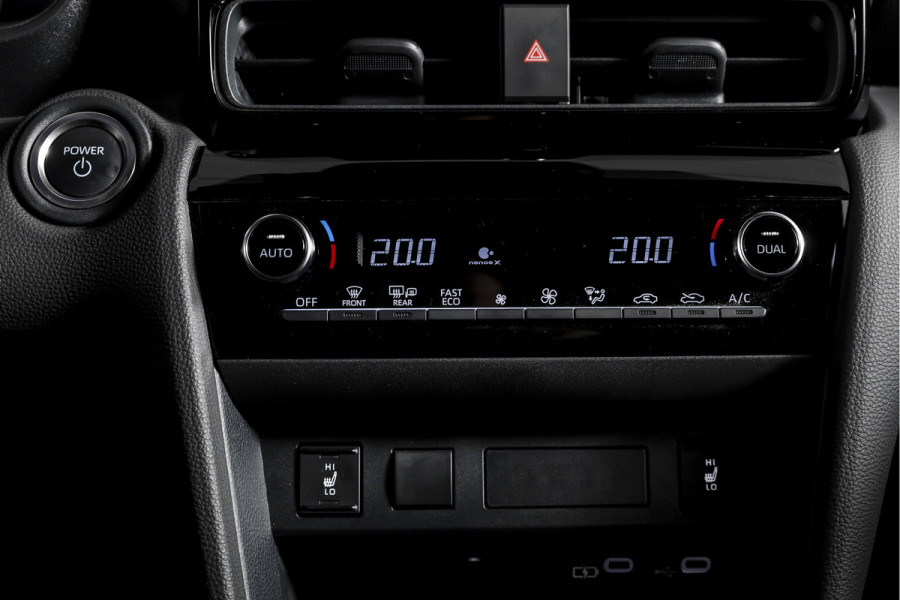 Toyota Yaris Cross 1.5 Hybrid 130 GR Sport | Adapt.Cruise | Head-up | 360 Camera | Stoel+Stuurverw. | Dig.Cockpit | NAV + App. Connect (Draadloos) | ECC | LM 18" | 2298