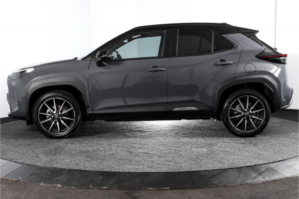 Toyota Yaris Cross 1.5 Hybrid 130 GR Sport | Adapt.Cruise | Head-up | 360 Camera | Stoel+Stuurverw. | Dig.Cockpit | NAV + App. Connect (Draadloos) | ECC | LM 18" | 2294