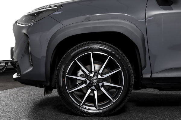 Toyota Yaris Cross 1.5 Hybrid 130 GR Sport | Adapt.Cruise | Head-up | 360 Camera | Stoel+Stuurverw. | Dig.Cockpit | NAV + App. Connect (Draadloos) | ECC | LM 18" | 2294