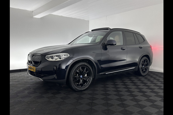 BMW iX3 High Executive 80 kWh [ 3-Fase-11kW ] {SOH-96%} (INCL-BTW) Aut. *PANO | LEATHER | HARMAN/KARDON | FULL-LED | BLINDSPOT | MEMORY-PACK | DIGI-COCKPIT | HEATED-SPORTSEATS | KEYLESS | TOPVIEW | DAB+ | NAVI-FULLMAP | HEAD-UP | PRIVACY-GLASS |