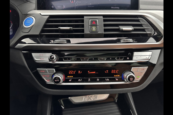 BMW iX3 High Executive 80 kWh [ 3-Fase-11kW ] {SOH-96%} (INCL-BTW) Aut. *PANO | LEATHER | HARMAN/KARDON | FULL-LED | BLINDSPOT | MEMORY-PACK | DIGI-COCKPIT | HEATED-SPORTSEATS | KEYLESS | TOPVIEW | DAB+ | NAVI-FULLMAP | HEAD-UP | PRIVACY-GLASS |