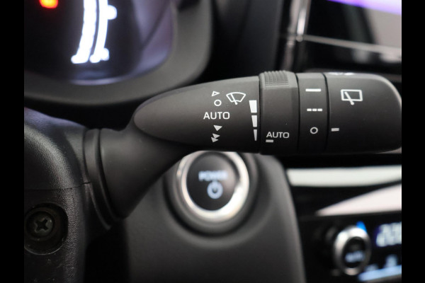 Toyota Yaris Cross 1.5 HYBRIDE DYNAMIC LUXERY BITONE GARANTIE 4-2034 * BLIND SPOT . NAVI.CAMERA. PDC V+A.