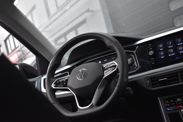 Volkswagen Taigo 1.5 TSI Business Virtual Keyless Camera