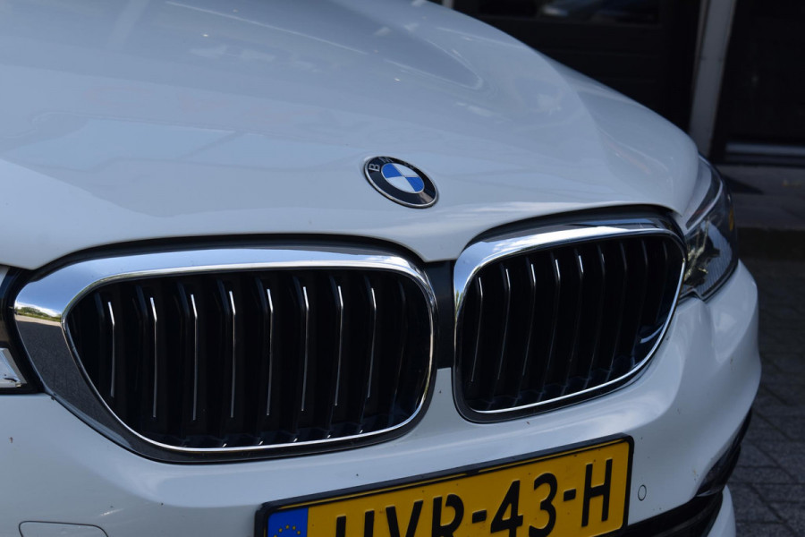 BMW 5 Serie 530e High Executive Pano Leder Sfeer Camera