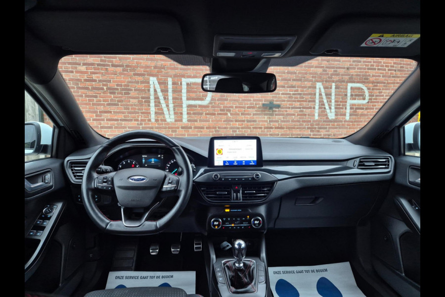 Ford FOCUS Wagon 1.0 EcoBoost ST Line Business LED, Navi