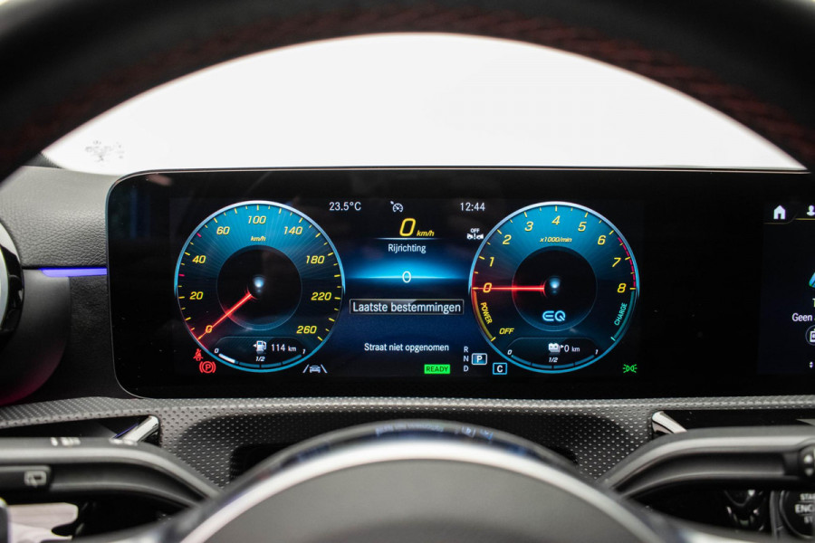 Mercedes-Benz A-Klasse A250 e AMG Line |Pano|Ambient|Camera