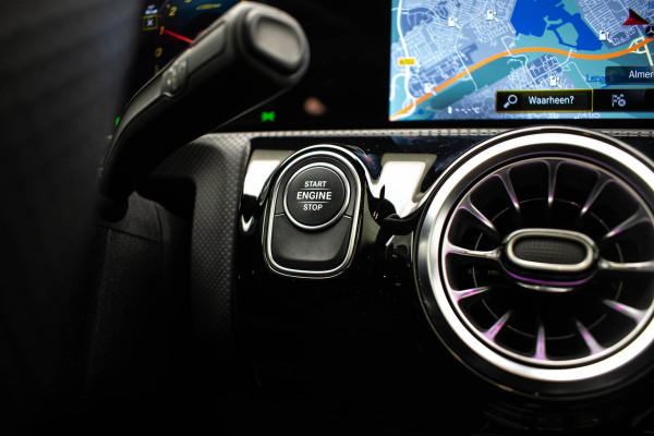 Mercedes-Benz A-Klasse A250 e AMG Line |Pano|Ambient|Camera