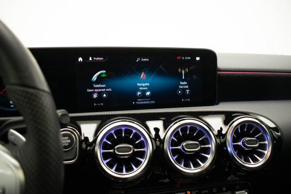 Mercedes-Benz A-Klasse A250 e AMG Line |Pano|Ambient|Camera