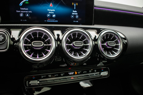 Mercedes-Benz A-Klasse A250 e AMG Line |Pano|Ambient|Camera