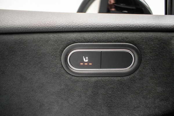 Mercedes-Benz A-Klasse A250 e AMG Line |Pano|Ambient|Camera