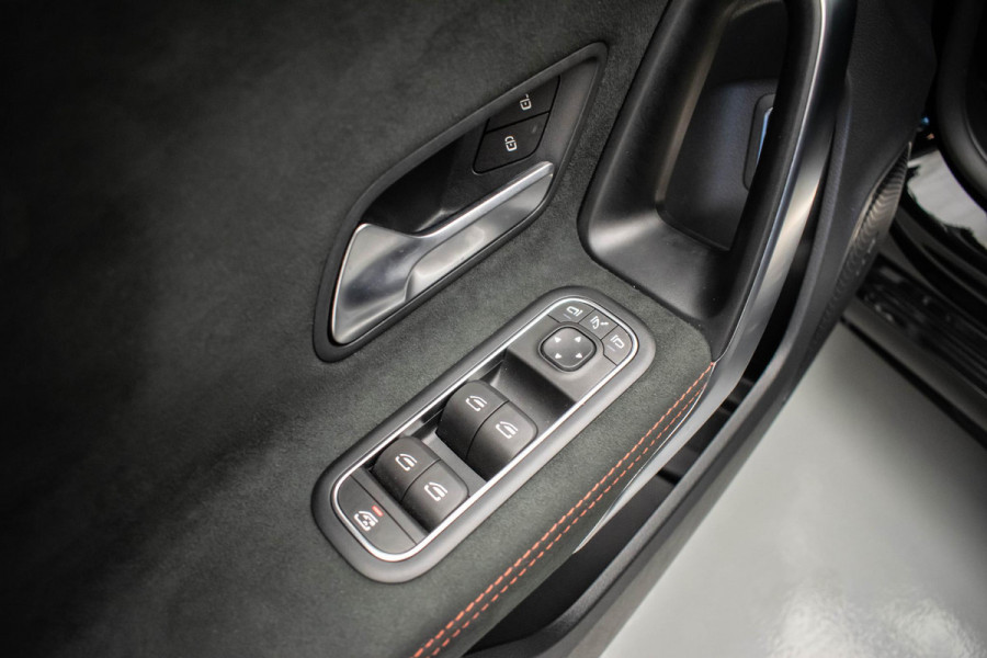 Mercedes-Benz A-Klasse A250 e AMG Line |Pano|Ambient|Camera