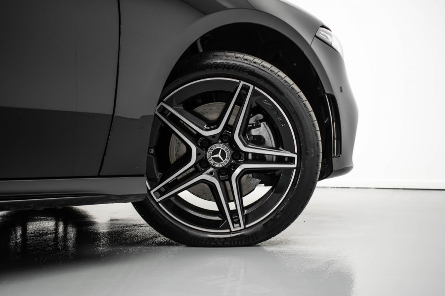 Mercedes-Benz A-Klasse A250 e AMG Line |Pano|Ambient|Camera