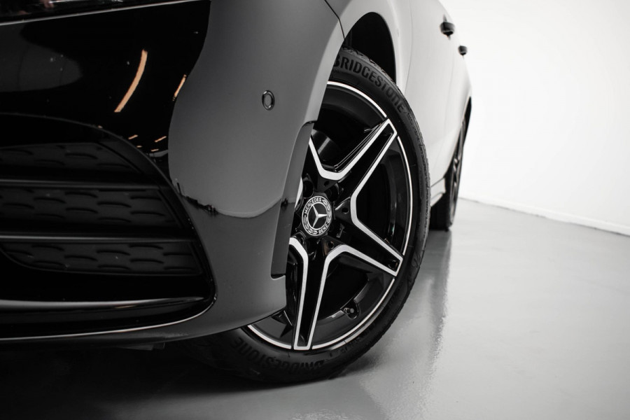 Mercedes-Benz A-Klasse A250 e AMG Line |Pano|Ambient|Camera