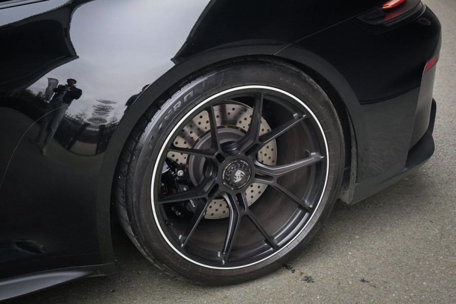 Porsche 911 4.0 GT3 Touring | 992.2 FACELIFT | LIFT | CARBON DAK | ACHTERASBESTURING | YELLOW DETAILS | BOSE AUDIO | CRHONO PACKAGE | STOELV