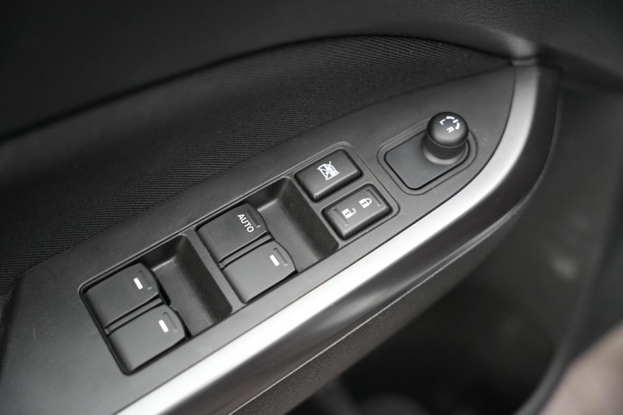 Suzuki Vitara 1.4 Boosterjet Select Automaat Navi Camera Trekhaak