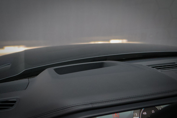 Land Rover Range Rover Sport P510e First Edition | ADAPTIVE CRUISE | STOELVERWARMING & VERKOELING | MASSAGE | CARBON INTERIEUR | 360 CAMERA | SUEDE HEMEL | T