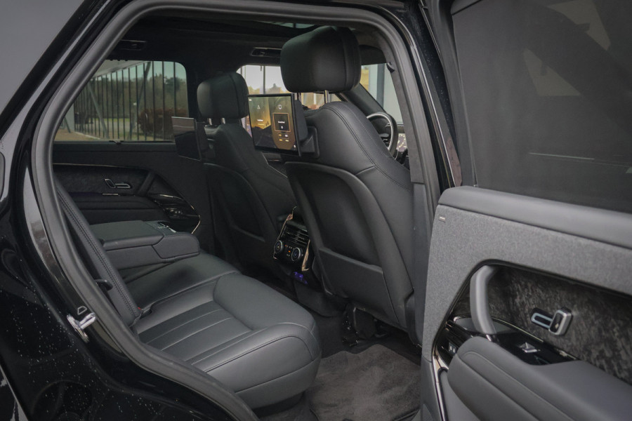 Land Rover Range Rover Sport P510e First Edition | ADAPTIVE CRUISE | STOELVERWARMING & VERKOELING | MASSAGE | CARBON INTERIEUR | 360 CAMERA | SUEDE HEMEL | T