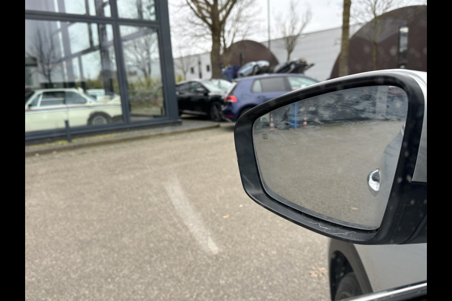 MG EHS 1.5 TGDI Luxury PHEV | MEGA COMPLEET! | TREKHAAK | COMPLETE HISTORIE AANWEZIG | FABRIEKSGARANTIE T/M 11-2030 | 52km WLTP ELECTR RIJBEREIK, TOTAAL RIJBEREIK TOT 1.000km!