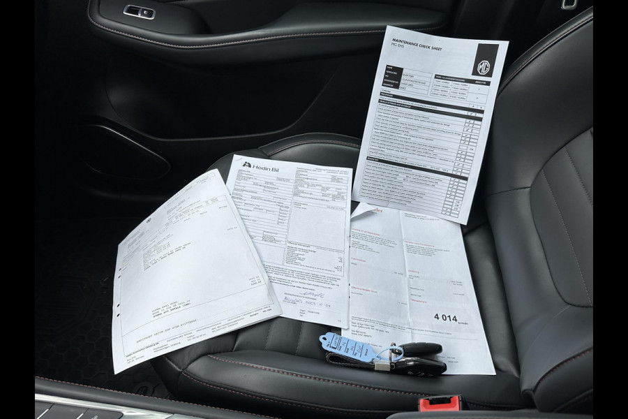 MG EHS 1.5 TGDI Luxury PHEV | MEGA COMPLEET! | TREKHAAK | COMPLETE HISTORIE AANWEZIG | FABRIEKSGARANTIE T/M 11-2030 | 52km WLTP ELECTR RIJBEREIK, TOTAAL RIJBEREIK TOT 1.000km!