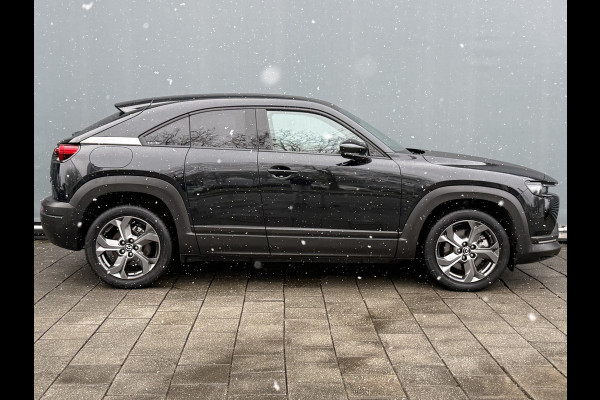 Mazda MX-30 BWJ 12-2020 |SOH93.2% e-SkyActiv 145 First Edition 36 kWh | LEDER/STOF | STOELVERW | NAVI | CAMERA | CARPLAY |