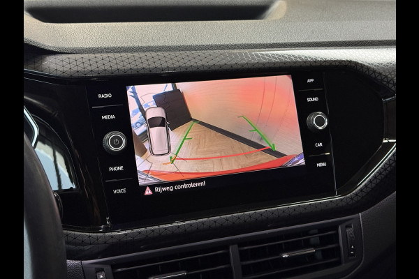 Volkswagen T-Cross 1.0 TSI Style 115pk DSG | VERKOCHT! Carplay | 18" | Camera | Digitaal cockpit | ACC | Dode hoek | 100% Volkswagen dealer onderhouden!