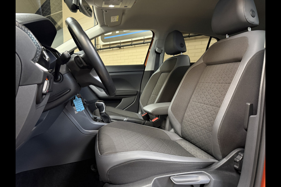 Volkswagen T-Cross 1.0 TSI Style 115pk DSG | VERKOCHT! Carplay | 18" | Camera | Digitaal cockpit | ACC | Dode hoek | 100% Volkswagen dealer onderhouden!