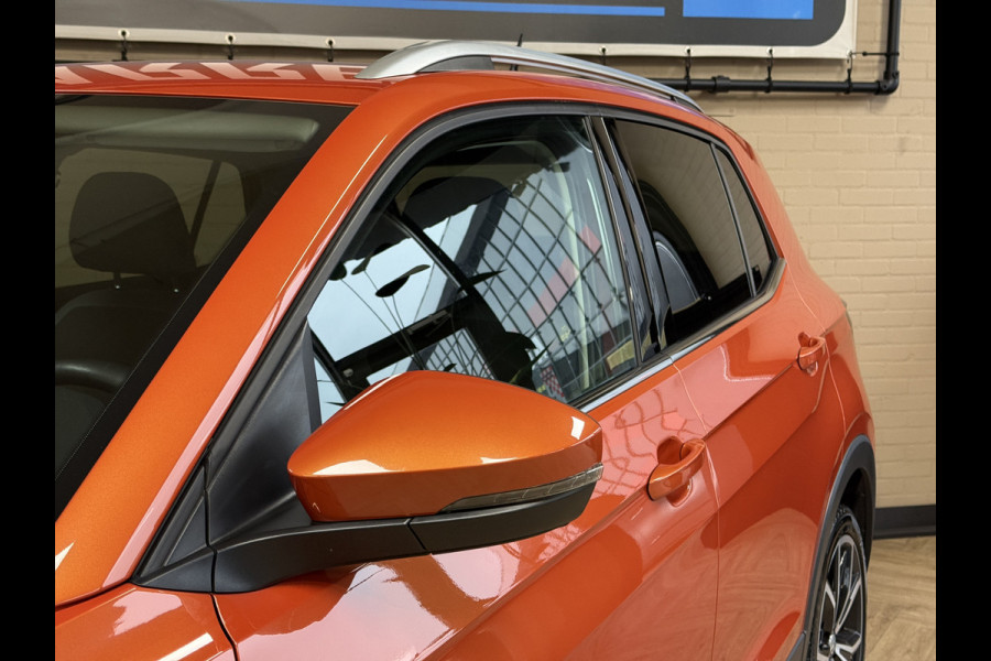 Volkswagen T-Cross 1.0 TSI Style 115pk DSG | VERKOCHT! Carplay | 18" | Camera | Digitaal cockpit | ACC | Dode hoek | 100% Volkswagen dealer onderhouden!