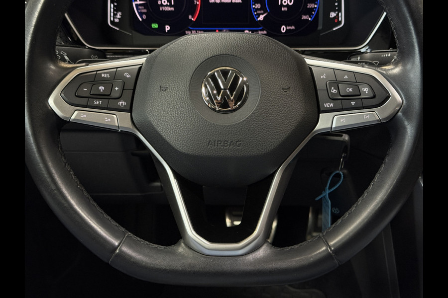 Volkswagen T-Cross 1.0 TSI Style 115pk DSG | VERKOCHT! Carplay | 18" | Camera | Digitaal cockpit | ACC | Dode hoek | 100% Volkswagen dealer onderhouden!