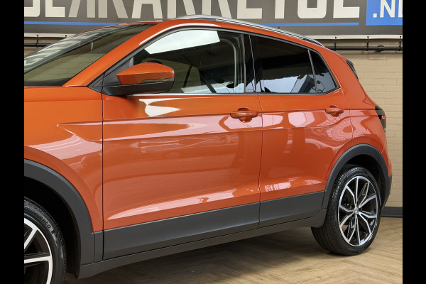 Volkswagen T-Cross 1.0 TSI Style 115pk DSG | VERKOCHT! Carplay | 18" | Camera | Digitaal cockpit | ACC | Dode hoek | 100% Volkswagen dealer onderhouden!