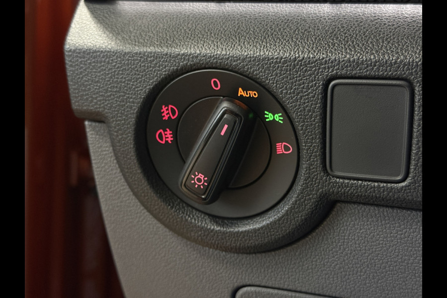 Volkswagen T-Cross 1.0 TSI Style 115pk DSG | VERKOCHT! Carplay | 18" | Camera | Digitaal cockpit | ACC | Dode hoek | 100% Volkswagen dealer onderhouden!