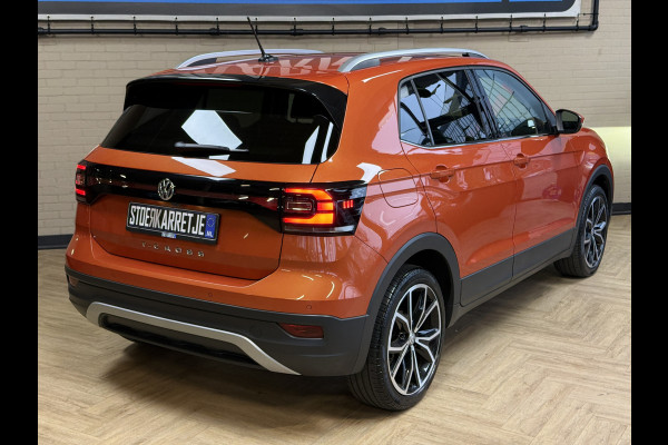 Volkswagen T-Cross 1.0 TSI Style 115pk DSG | VERKOCHT! Carplay | 18" | Camera | Digitaal cockpit | ACC | Dode hoek | 100% Volkswagen dealer onderhouden!