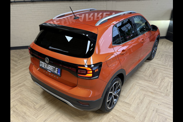 Volkswagen T-Cross 1.0 TSI Style 115pk DSG | VERKOCHT! Carplay | 18" | Camera | Digitaal cockpit | ACC | Dode hoek | 100% Volkswagen dealer onderhouden!