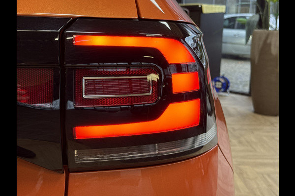 Volkswagen T-Cross 1.0 TSI Style 115pk DSG | VERKOCHT! Carplay | 18" | Camera | Digitaal cockpit | ACC | Dode hoek | 100% Volkswagen dealer onderhouden!