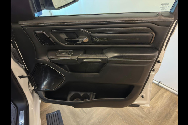 Dodge Ram 1500 5.7 V8 4x4 Crew Cab Limited|LPG|PANO|RAMBOX|LUCHTVERING|HK|VOL!!!