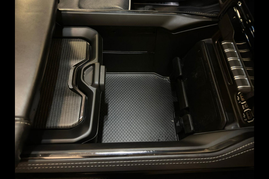 Dodge Ram 1500 5.7 V8 4x4 Crew Cab Limited|LPG|PANO|RAMBOX|LUCHTVERING|HK|VOL!!!