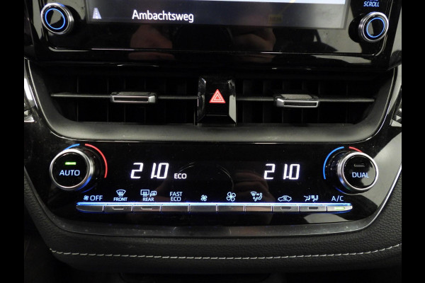 Toyota Corolla Touring Sports 2.0 Hybrid Dynamic NAVI/CAMERA/CLIMA/17"LMV!