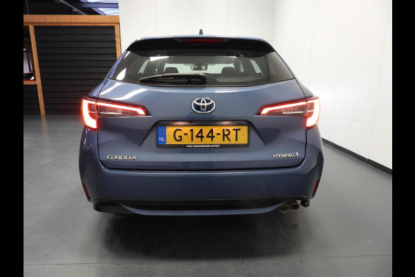 Toyota Corolla Touring Sports 2.0 Hybrid Dynamic NAVI/CAMERA/CLIMA/17"LMV!